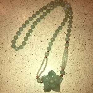 Light green semiprecious stone statement necklace